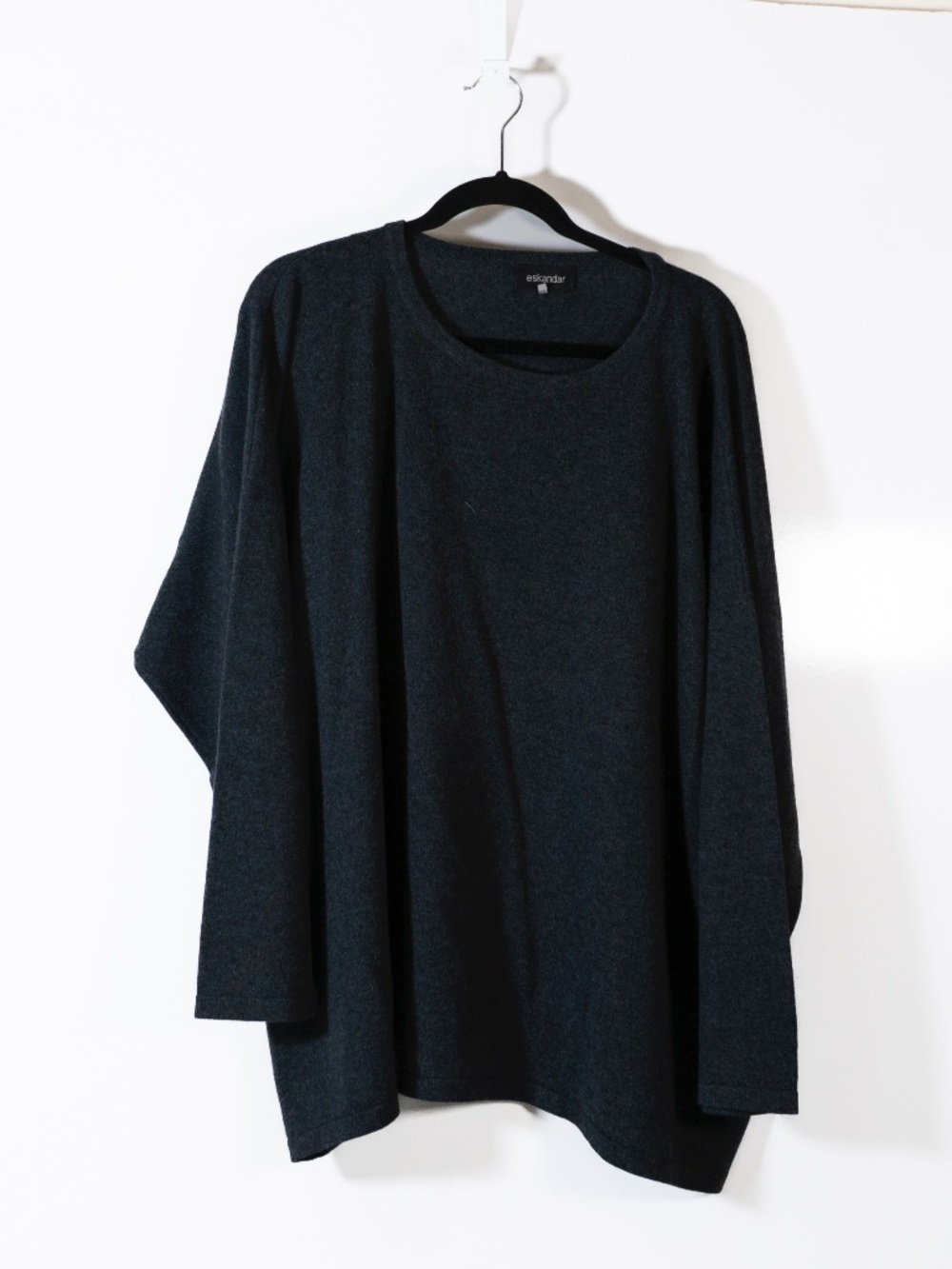 Eskandar Women's 100% Cashmere Knit Crew Neck Long Sleeve Pullover Sweater Gray